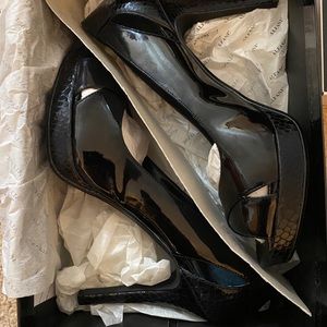 Women’s size 8 Alfani platform sandals. Worn once excellent condition